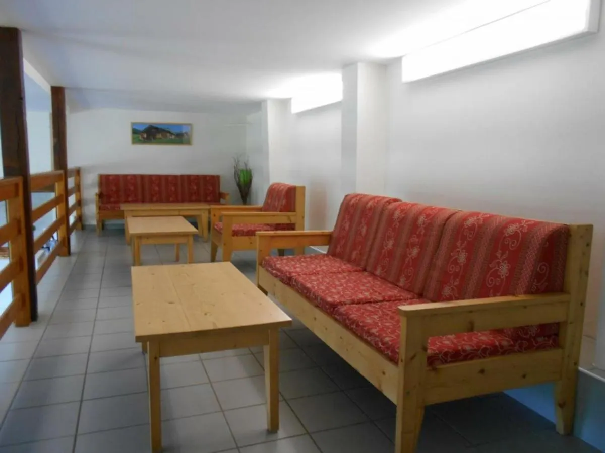 Retraite En Montagne Bourbonnaise: Gite Convivial Pour 14 Pers., Proche Loisirs Et Nature - Fr-1-489-343 La Chabanne France
