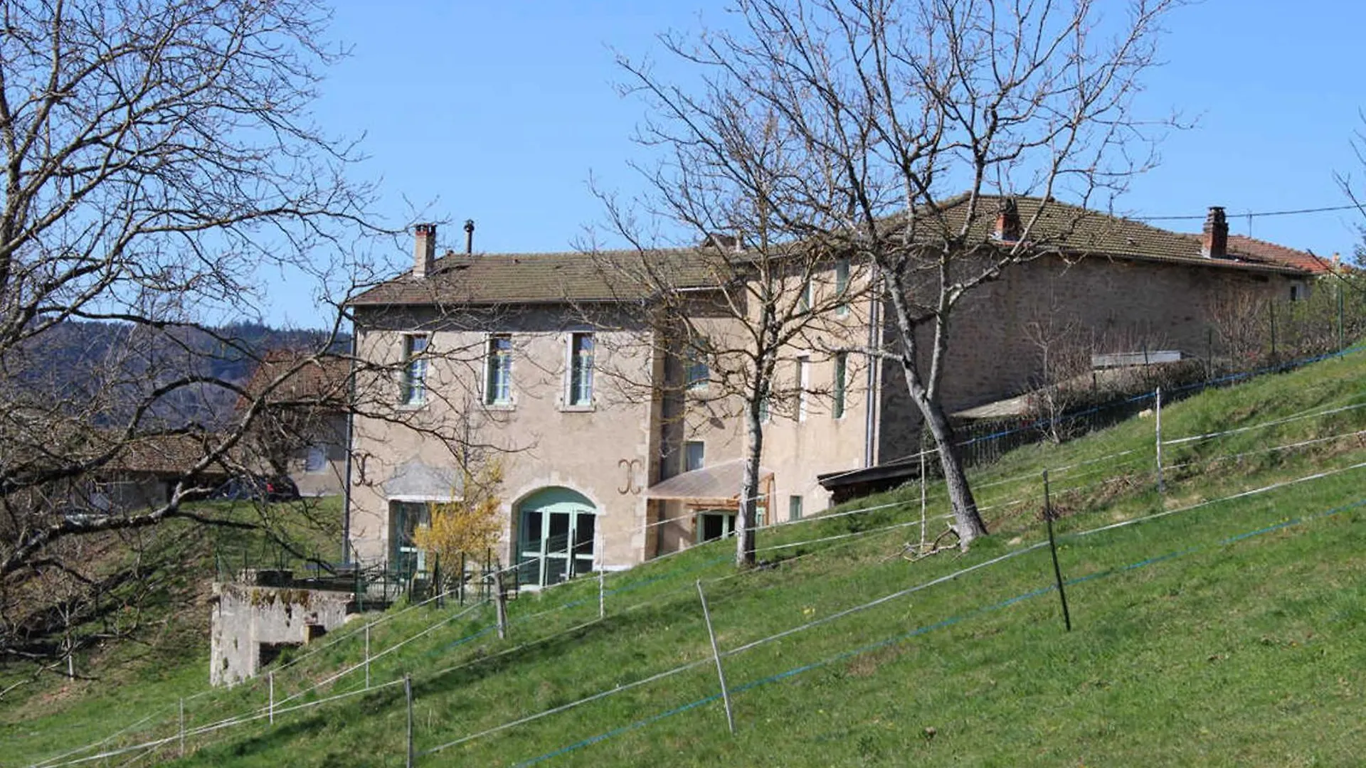 Retraite En Montagne Bourbonnaise: Gite Convivial Pour 14 Pers., Proche Loisirs Et Nature - Fr-1-489-343 La Chabanne Holiday home