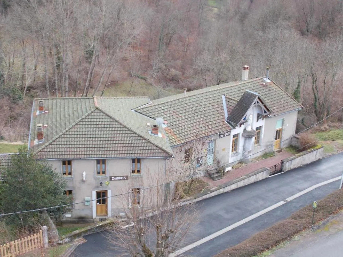 Retraite En Montagne Bourbonnaise: Gite Convivial Pour 14 Pers., Proche Loisirs Et Nature - Fr-1-489-343 La Chabanne 0*,