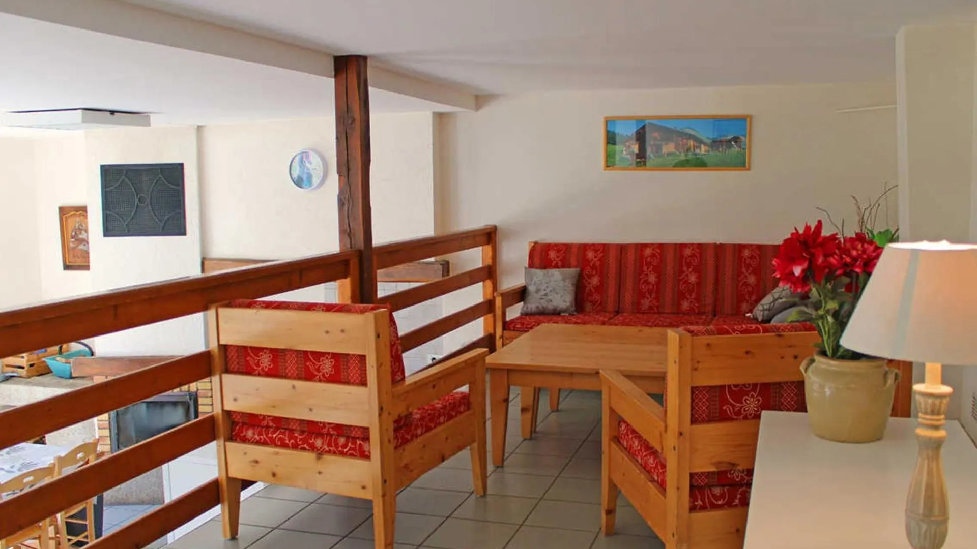 Holiday home Retraite En Montagne Bourbonnaise: Gite Convivial Pour 14 Pers., Proche Loisirs Et Nature - Fr-1-489-343 La Chabanne